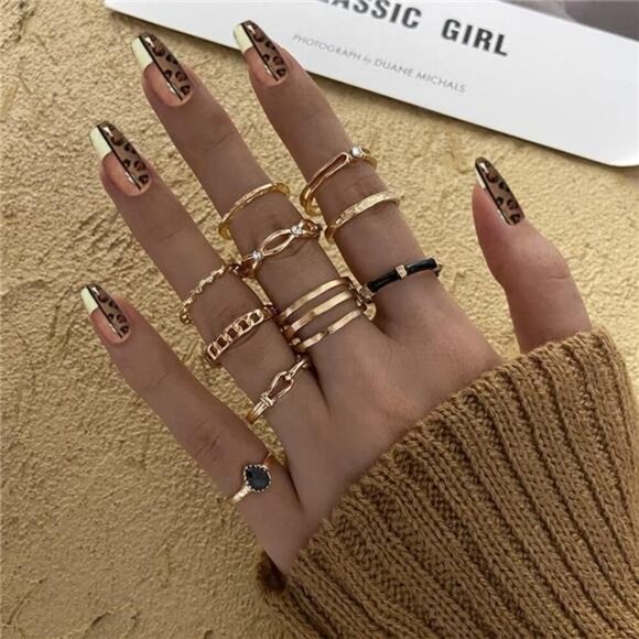 73 Pcs Gold Jewelry Set with 6Pcs Layered Necklace, 11 Pcs anklet and 7Pcs - Picture 6 of 8